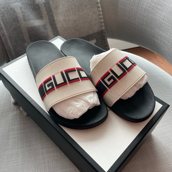 AUTHENTIC men’s Gucci slides 😍 11 - Picture 5 of 12